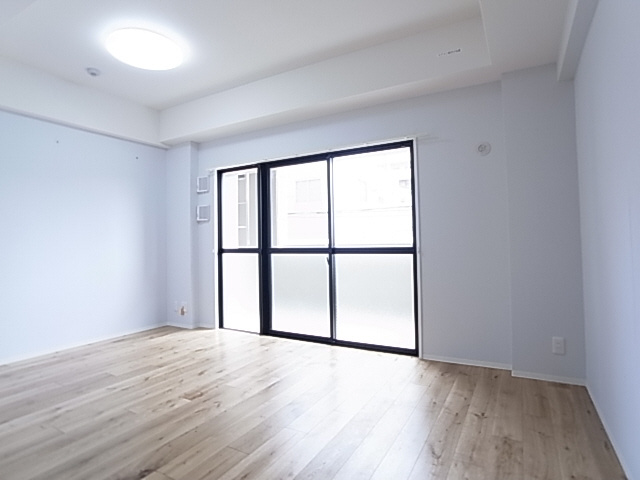 神戸市兵庫区湊町４丁目の賃貸マンションの居間・リビング|リビング