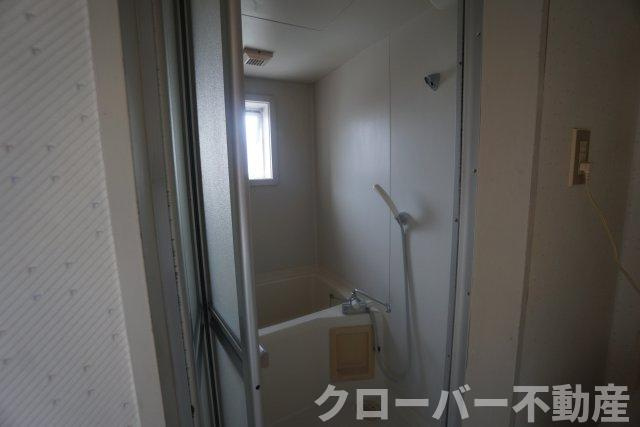 コーポサンライズの浴室