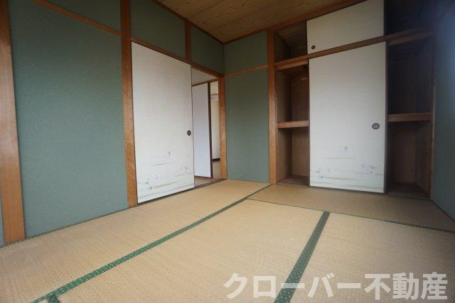 コーポサンライズの和室