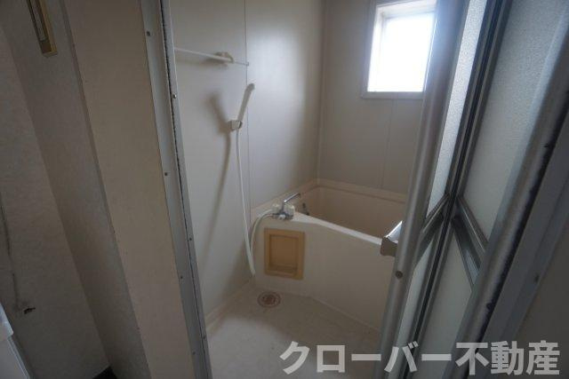 コーポサンライズの浴室