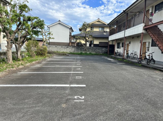 【駐車場】 | 淡窓ハイムⅢ | 車をお持ちの方に嬉しい駐車場付きの物件です