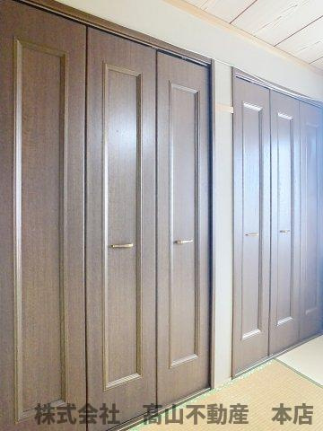 稲元滝口邸・南の収納