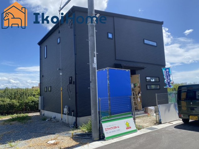 明石市大久保町八木　新築一戸建　第2期5号棟のエントランス|弊社独自で毎月５組限定「人気オプション３点パック」カーポート・バルコニー・ウッドデッキを１万円で取付