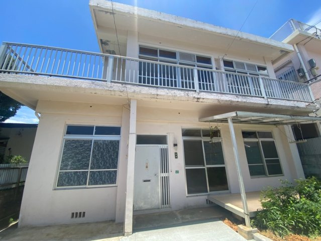 名護市宮里5丁目　中古戸建の外観