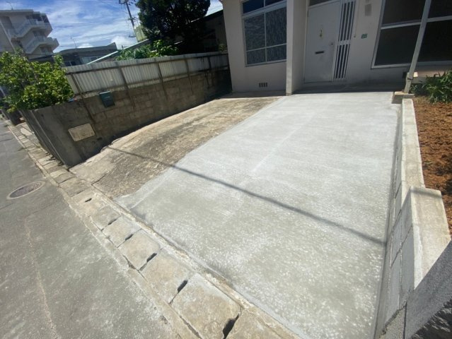 名護市宮里5丁目　中古戸建の駐車場