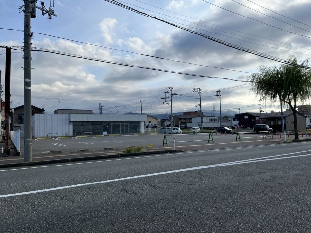柏崎市錦町_貸店舗の周辺|外観になります。