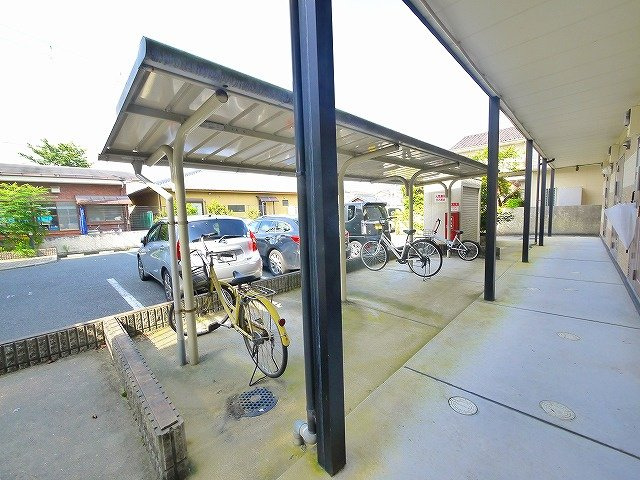 レオパレスブラッサム木津のその他共用部分|駐輪場