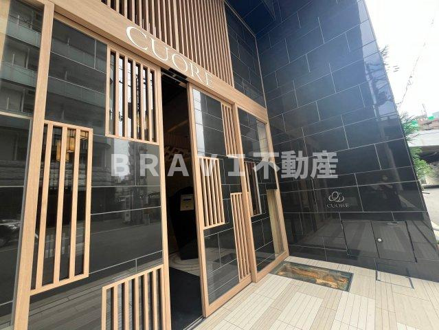 CUOREのエントランス|建物の内部です