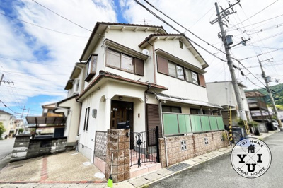 【外観】 | 伏見区日野野色町　中古戸建 | 地下鉄『石田駅』徒歩20分、JR『六地蔵駅』徒歩24分　京阪バス『平尾南停』徒歩4分。JR『六地蔵駅』までバス乗車10分でアクセスできます。