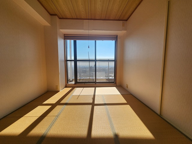 スカイステージ３３の和室|和室ならではの温かな和の空間で寛ぎの時間を過ごせます