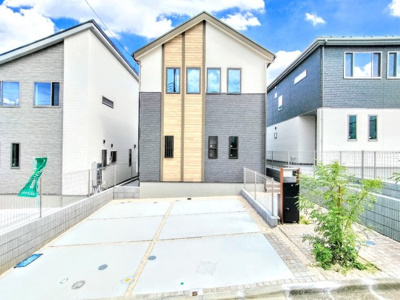 【外観】 | ◇◆千代ヶ丘8丁目新築全3棟2号棟◆◇ | ◆一戸建てを中心とした街並みが整然と続き、周辺は高い建物が建っていないので、緑の多い閑静な趣を感じる環境です。街並みや周辺環境も重要なポイントです！！