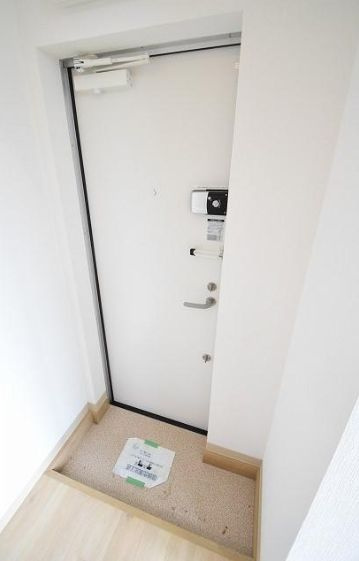 プログレス津田沼の玄関