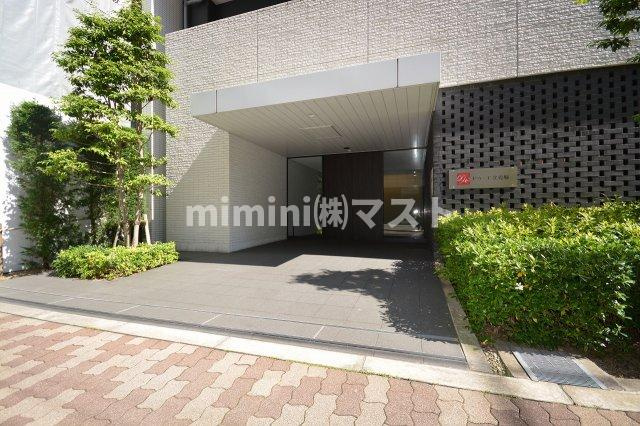 ドゥーエ立売堀のエントランス