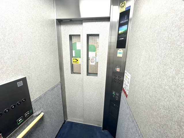 ファミリエール八乙女のその他共用部分|エレベーター