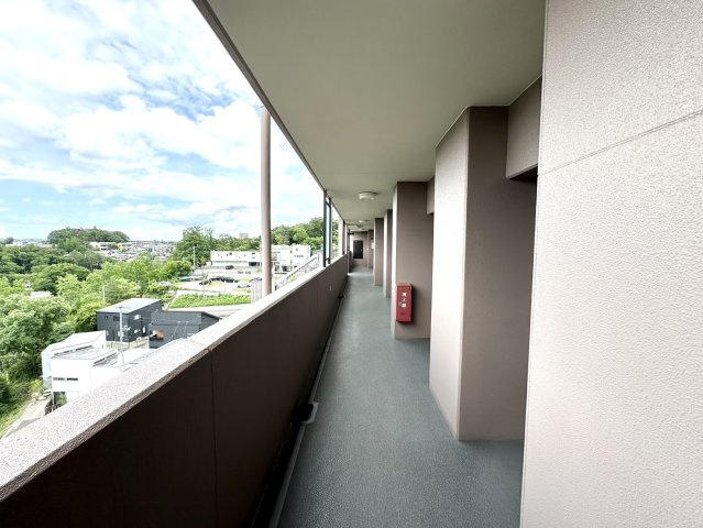 ヴェルビュ台原森林公園のその他共用部分|住戸階廊下