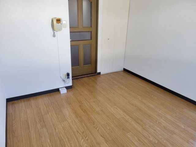 ユニバーシティ丸光の寝室