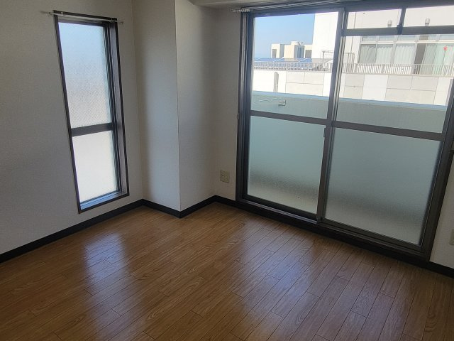 ユニバーシティ丸光の内装