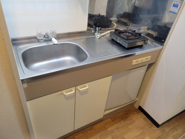 ユニバーシティ丸光のキッチン