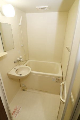 【浴室】 | シ－サイド大淀 | ゆったり過ごせるお風呂です