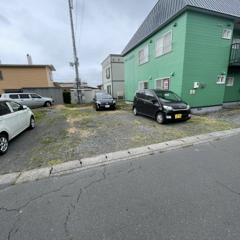 グリーンハイムの駐車場