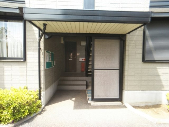 サンミッシェルTSのエントランス