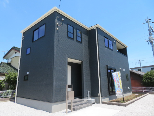 高崎市岩鼻町第３（全5棟）4号棟の外観|建物完成済みでございます。お部屋のご内覧可能でございます。お気軽にお問合せ下さいませ(^▽^)/