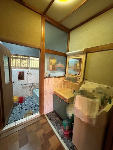 和歌山市和歌浦東2丁目・中古戸建・54587の洗面所