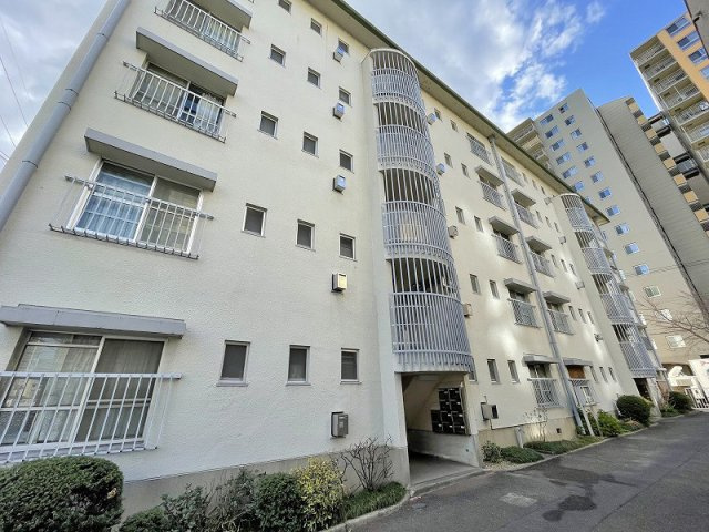 第一東洋マンションの外観|新しい生活にいかがでしょうか？外観はお住まいの顔になります。こだわりたいポイントですね。水回りリフォームやリノベーションも承ってます。
■現地見学・資金計画相談・住宅ローン相談もお問合せ受付中■