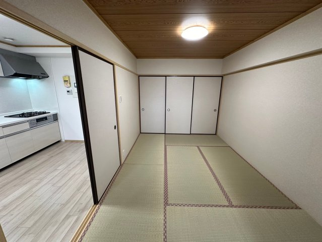 ライオンズマンション藤ヶ丘ガーデンの和室|しっとりと落ち着いた雰囲気の和室