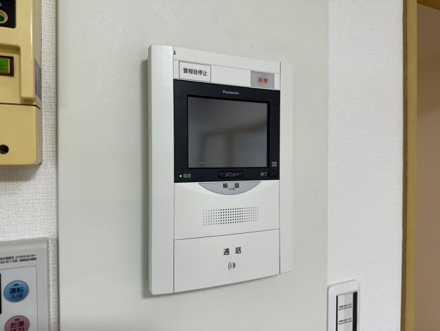 ライオンズマンション藤ヶ丘ガーデンの防犯設備|TVモニター付で確認できて安心！防犯対策にも！