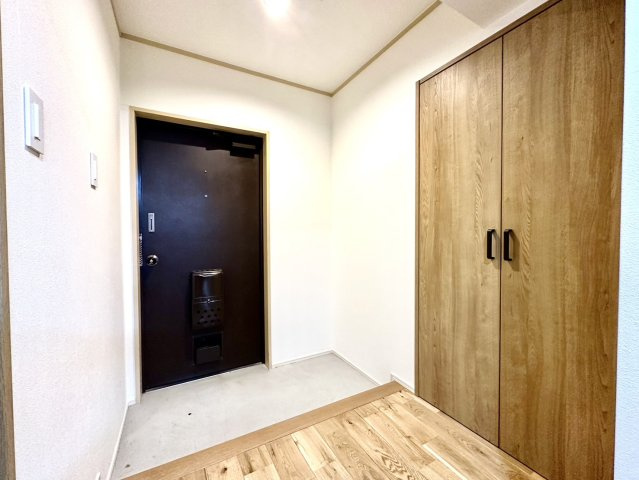ライオンズマンション雨宮の玄関