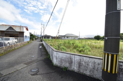 【前面道路含む現地写真】 | 鹿屋市川西町　売地(全2筆) | 東側