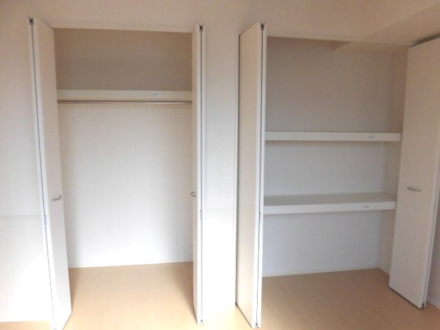 合志市須屋のアパートの収納