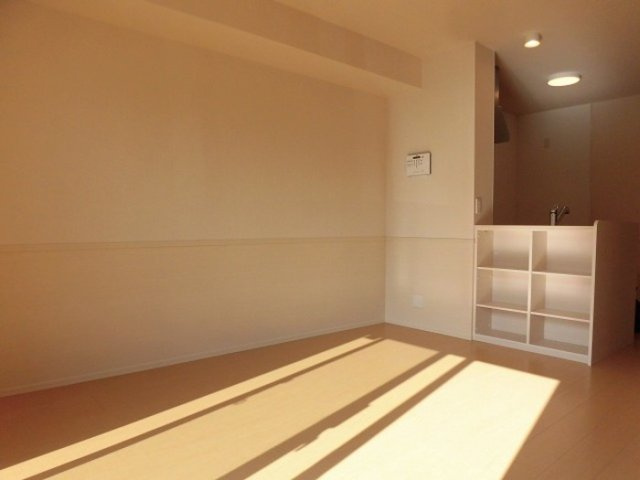 合志市須屋のアパートの居間・リビング