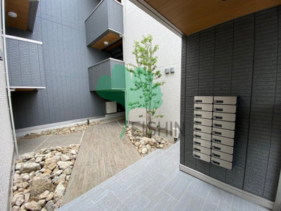 【エントランス】 | ルミナス空港東