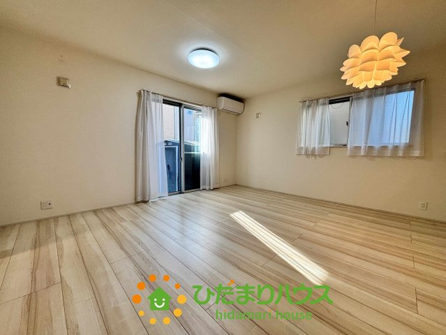 加須市南篠崎2丁目　中古一戸建て　の居間・リビング