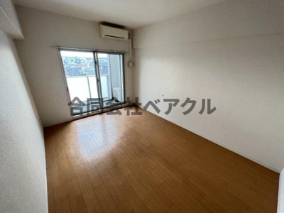 【洋室】 | プレサンスNEO京都烏丸 | 個人の部屋や寝室として使える洋室です