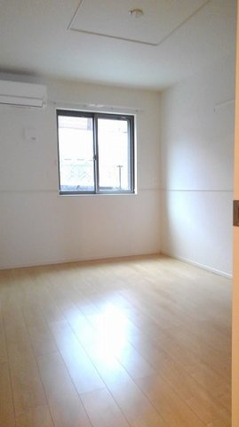 アンプルールの内装