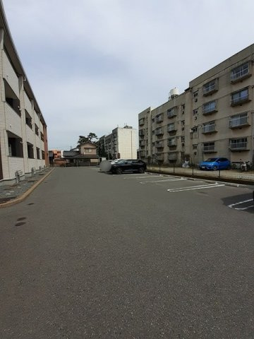 シーパレスの駐車場