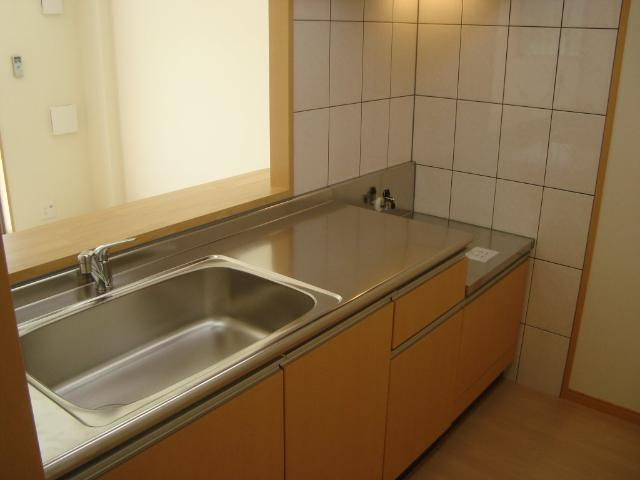 サンフォレスティ前泉のキッチン|キッチン