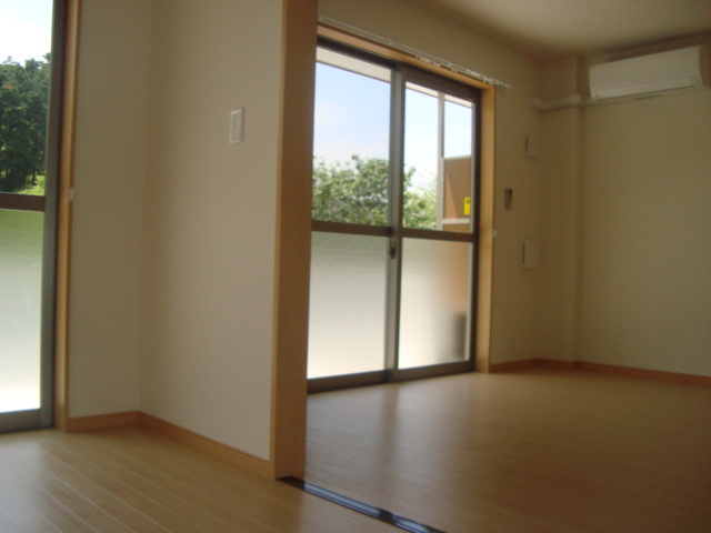 サンフォレスティ前泉の居間・リビング|リビング