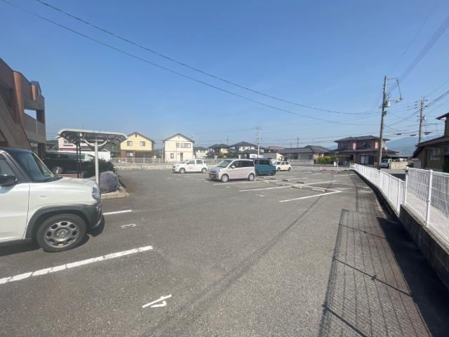 サンフォレスティ前泉の外観|外観写真（昼）