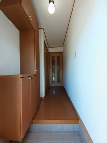 リーオ・ピーノの玄関
