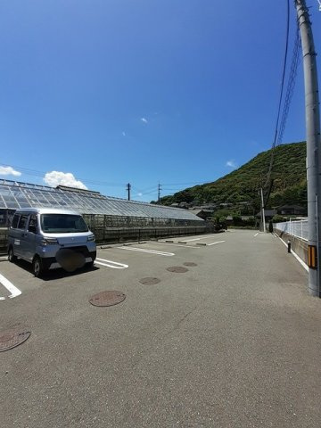 グレート・リバービレッジ　Ⅳの駐車場
