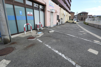 【駐車場】 | ＹＫハイツ宮の上 | 駐車スペース