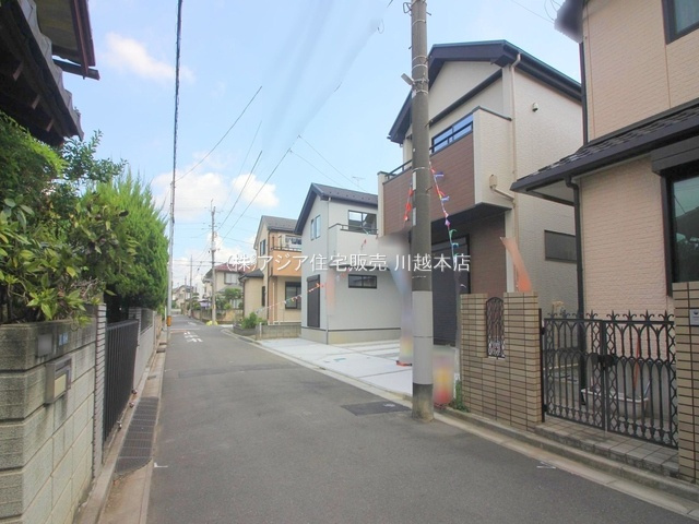 月々７万円台～　新築戸建　ふじみ野市元福岡2期の前面道路含む現地写真|西側 約4.8ｍ公道