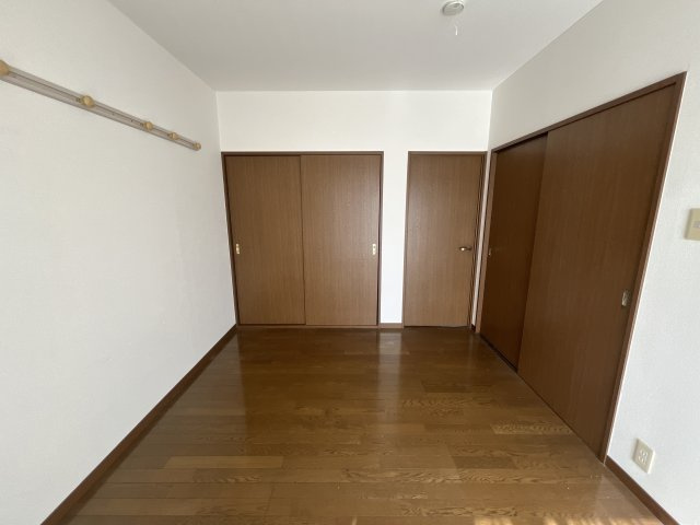 フラッツ東今宿Wの寝室