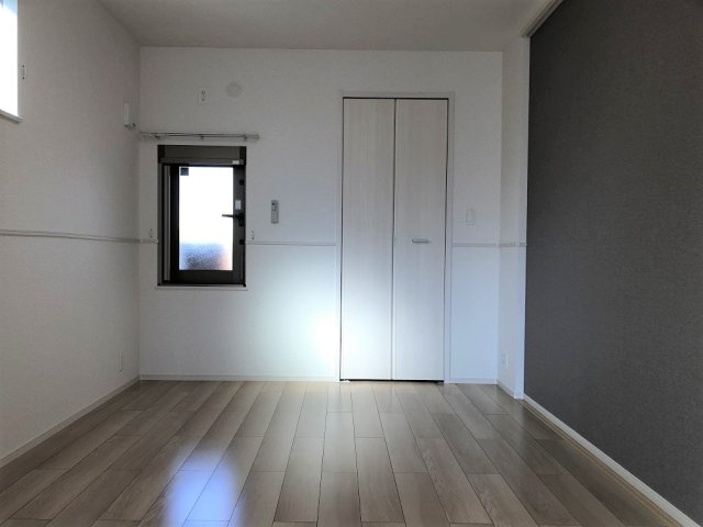 【洋室】 | スプリングアイ