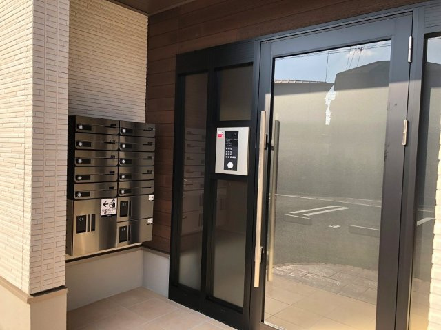 【エントランス】 | スプリングアイ