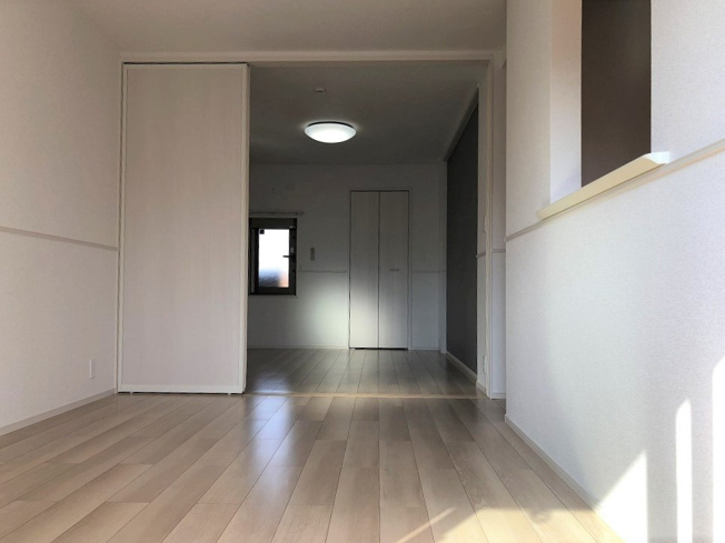 【居間・リビング】 | スプリングアイ